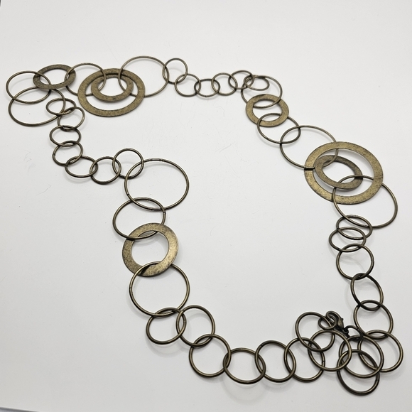 ⭐️40% Off⭐️ Loft Antique Gold Loop Chain Necklace - Picture 1 of 3